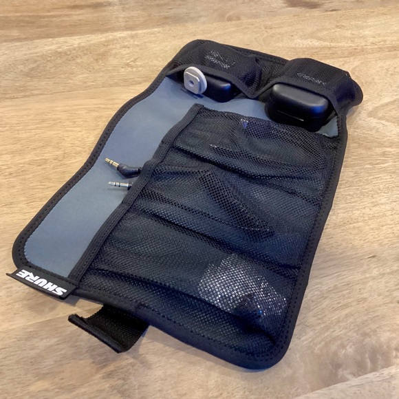 Shure MoveMic Wireless Microphone Kit - Picture 10 of 11